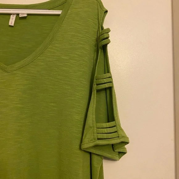 Cato Lime Cutout Sleeve V-Neck Top - Picture 2 of 7